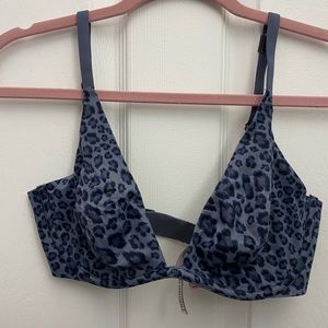 Incredible by Victoria’s Secret Bra